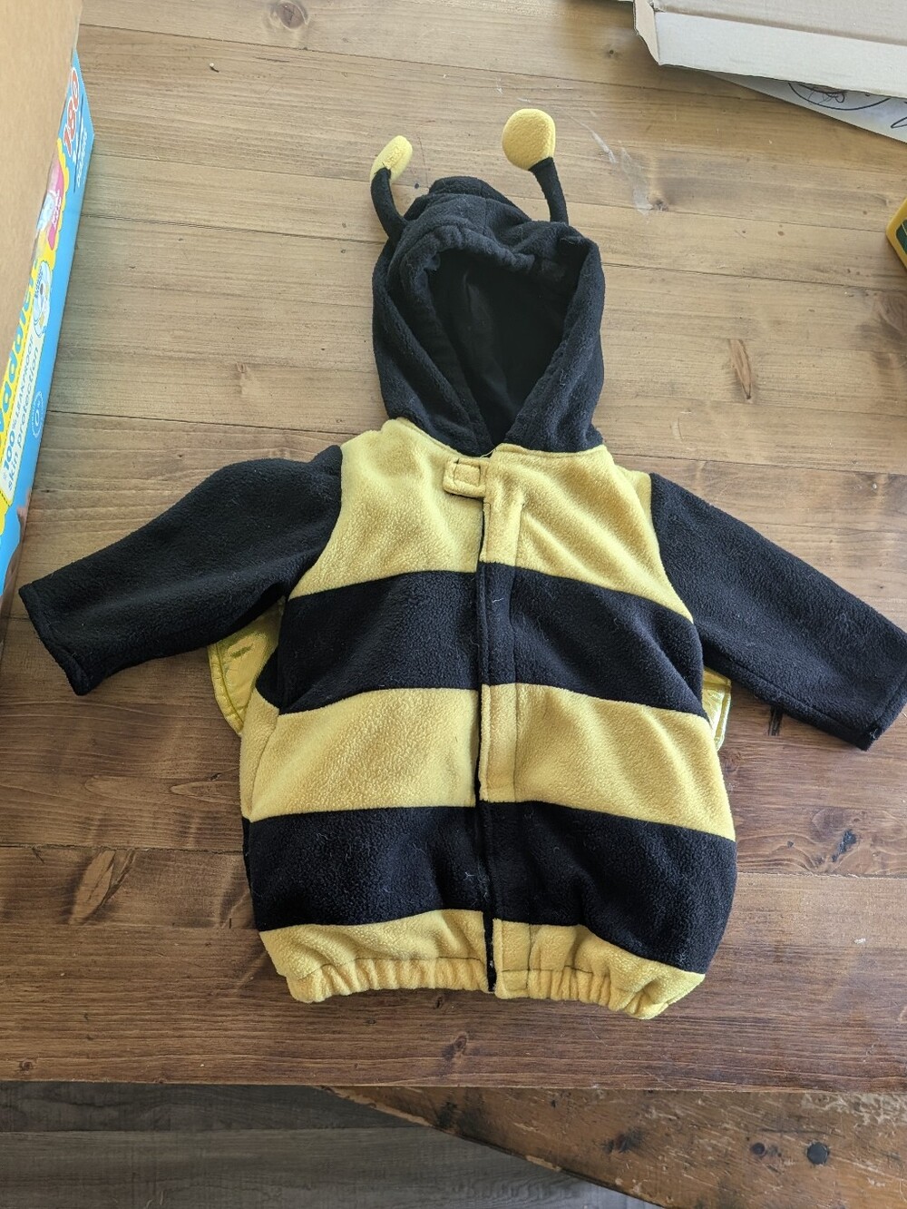 Old Navy Honeybee Halloween Costume - 12-24 Months